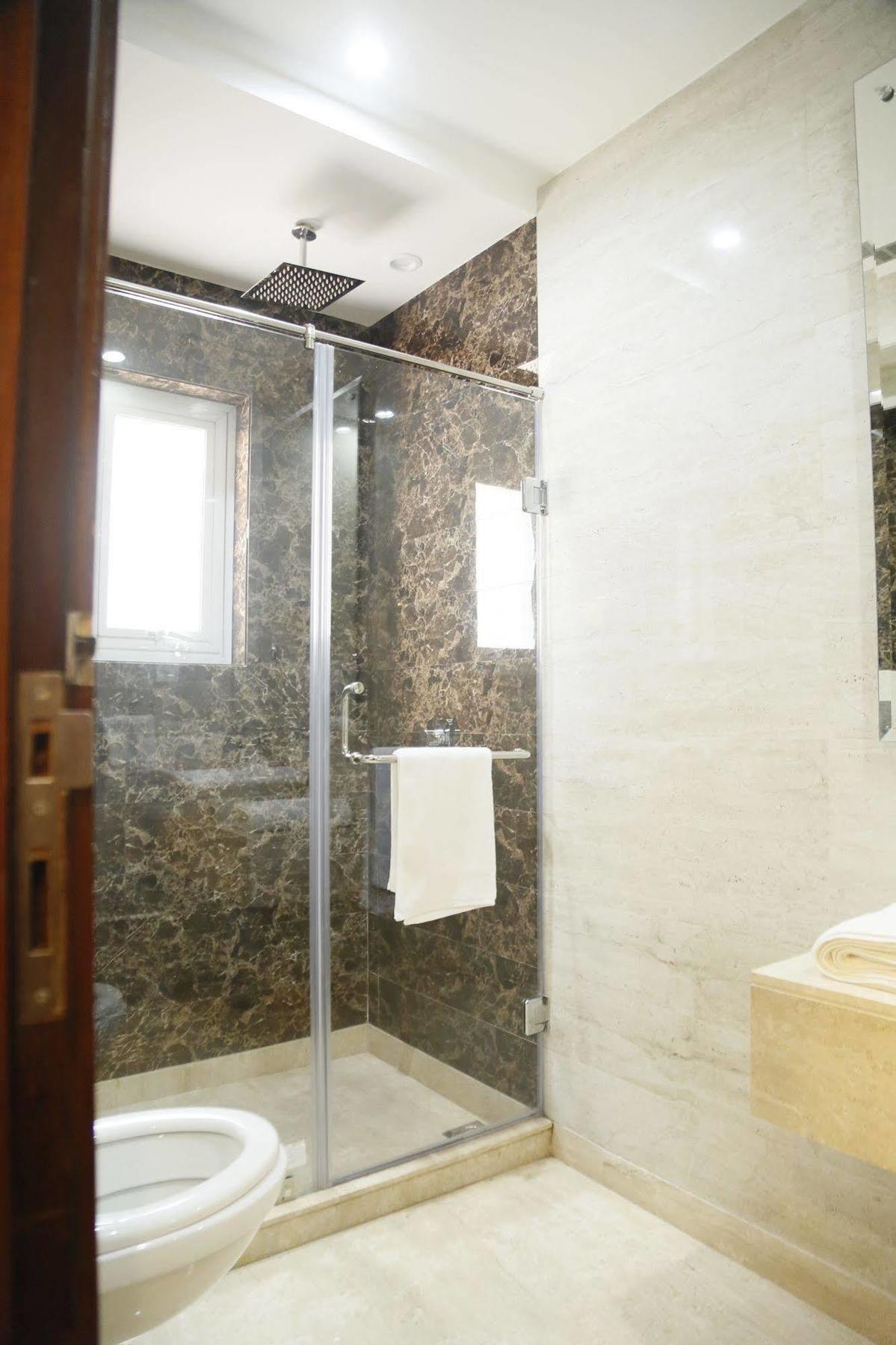 Grand Ffour Hotel Ню Делхи Екстериор снимка